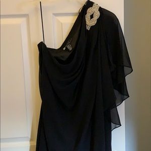 One shoulder black dress